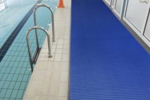 swimming pool hygienic anti-slip matt 1